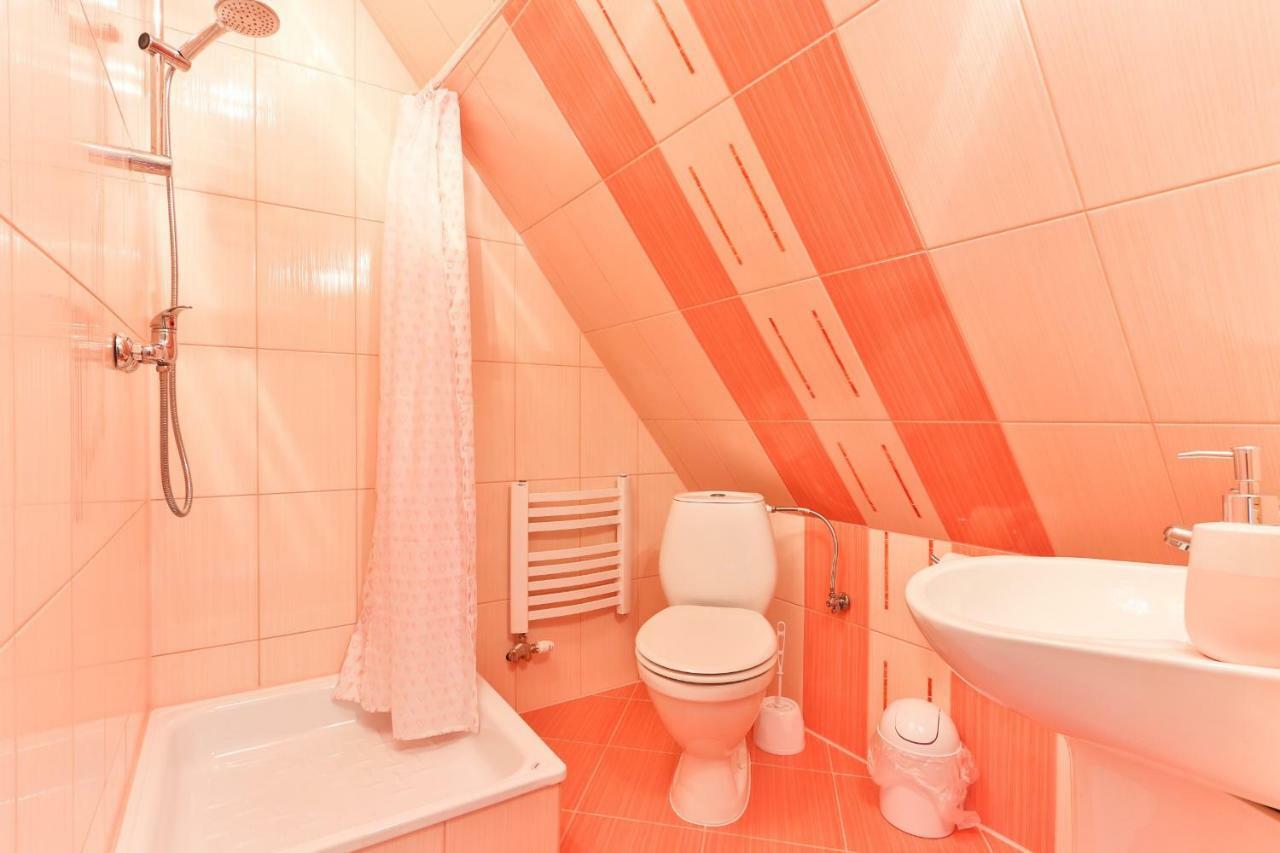 Pokoje Goscinne Rozek Poronin Esterno foto